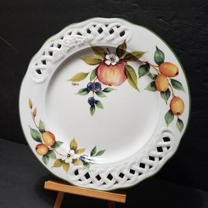 Vintage Designed By BRUNELLI  (Tiffany) Dinner Plate